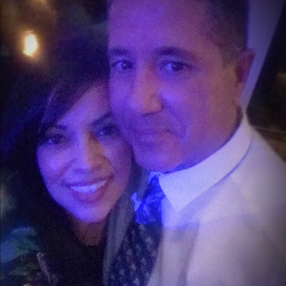 Meet your Posher, Vicky - Picture 2 of 6